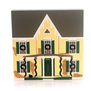 Cat's Meow Village 4.5 Inch Howey Bed & Breakfast Christmas Decorative Village , Hometown Christmas 1992 (1PC) - 1 of 4