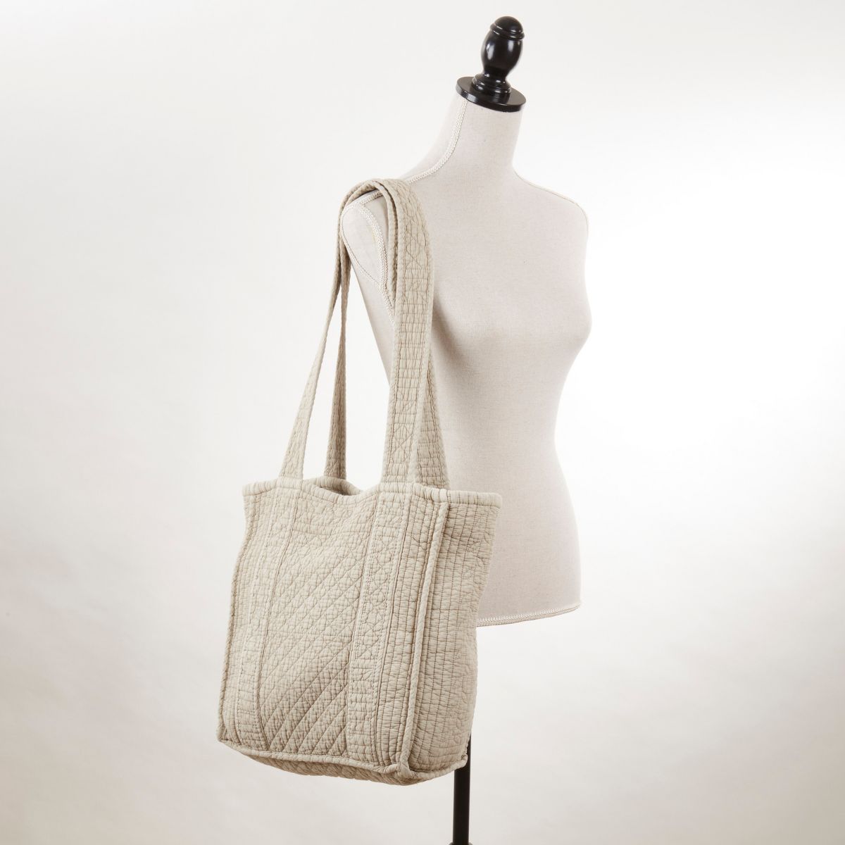 Saro Lifestyle Soft Cotton Quilted Tote Bag - thumbnail 4
