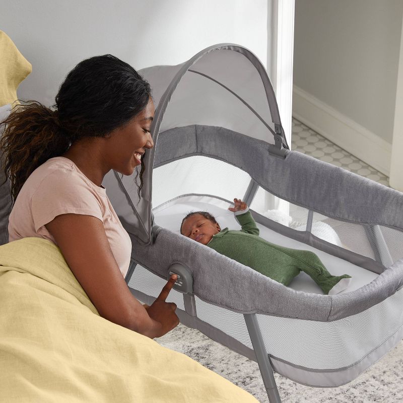 Graco Dream More 2-in-1 Travel Bassinet, 4 of 7