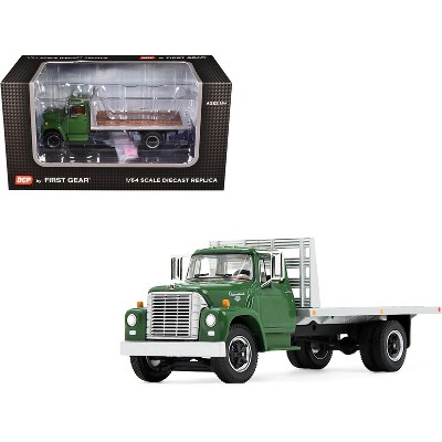 1970s International Loadstar Flatbed Truck Shanter Green 1/64 die cast model made by DCP/First Gear