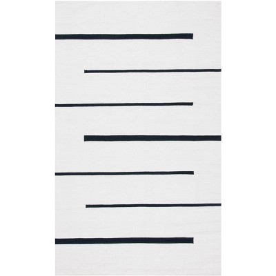 Montauk MTK311 Hand Woven Indoor Rugs - Safavieh
