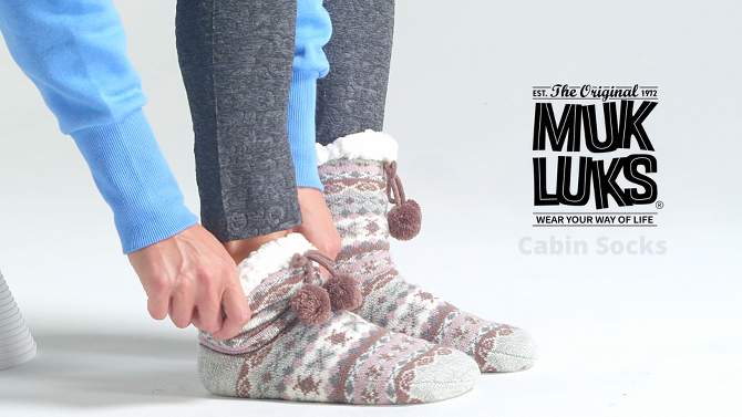 MUK LUKS Kid's 1 Pair Pack Cabin Socks, 2 of 5, play video