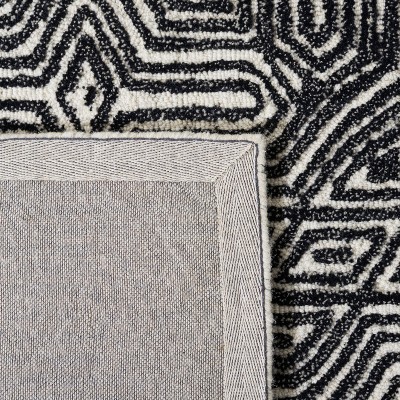Black and Ivory Hand-Tufted Wool 8' x 10' Area Rug
