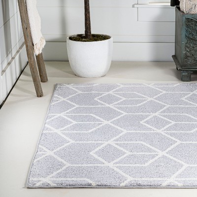 Modern Geometric Light Gray & White 8' x 10' Synthetic Area Rug