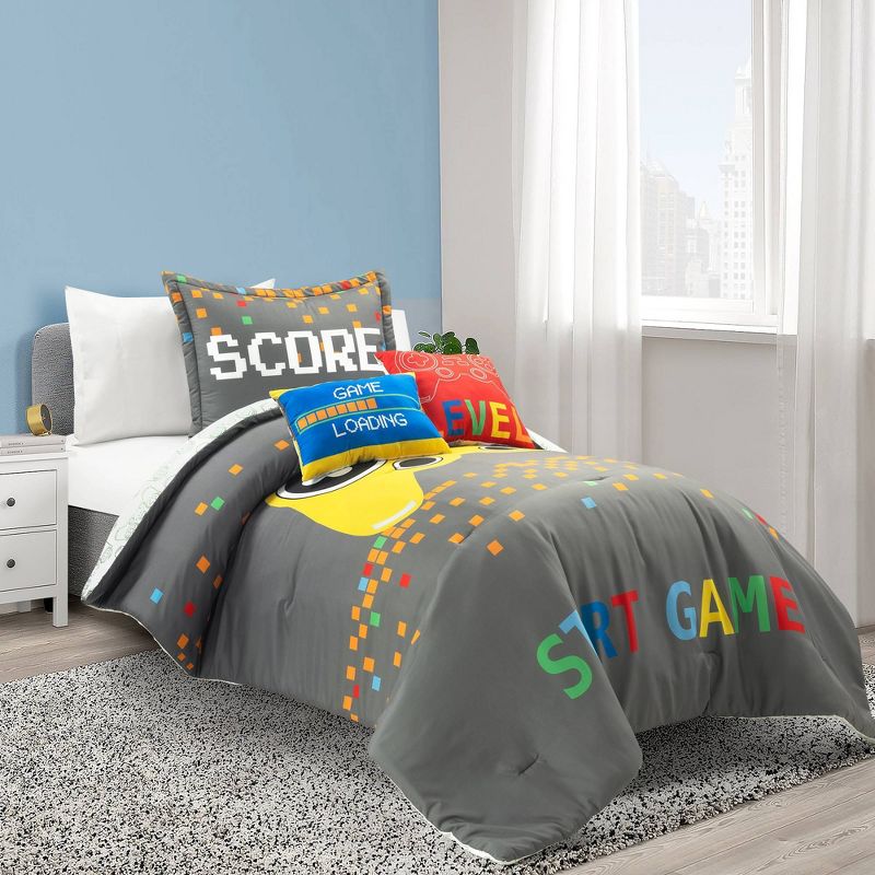 Video Games Reversible Oversized Kids' Comforter Bedding Set - Lush Décor, 1 of 10