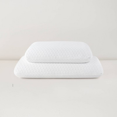 White Hypoallergenic Memory Foam Pillow with Cooling Gel