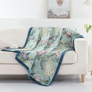 Greenland Home Pavona Enchanted Garden Quilted Throw, 50x60-inch, Jade - 1 of 4