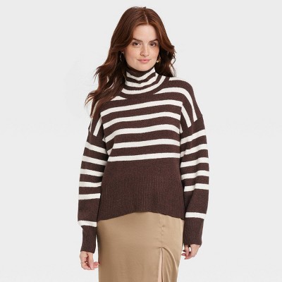 Women's Cozy Yarn Pullover Sweater - Stars Above™ Brown S : Target