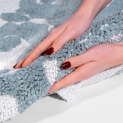 Elegant Iron Gate Dual-Tone Scroll Bath Rug Set in Gray