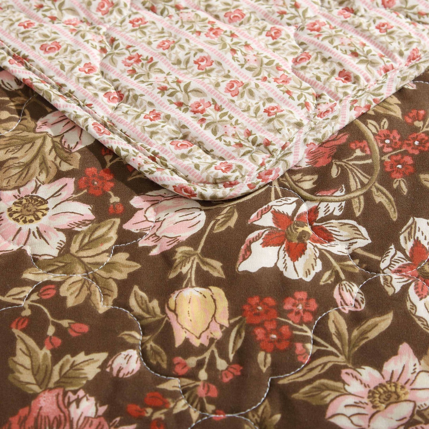Комплект с покрывалом Laura Ashley King Marta Quilt Set Brown, цвет: Коричневый — фото 8