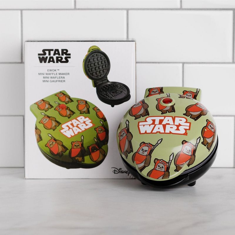 Uncanny Brands Star Wars Mini Ewok Waffle Maker, 3 of 6