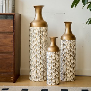 GDFStudio Hani Glam 3 Piece Metal Decorative Vases - 1 of 4