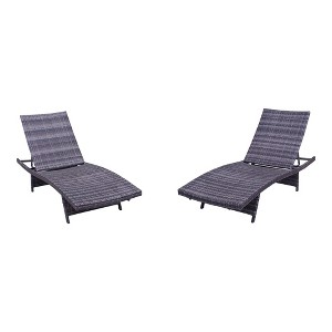 Relax Wicker Chaise lounge with folding legs
Price is for a Set of 2

Aluminum frame with flat PE wicker - 1 of 1