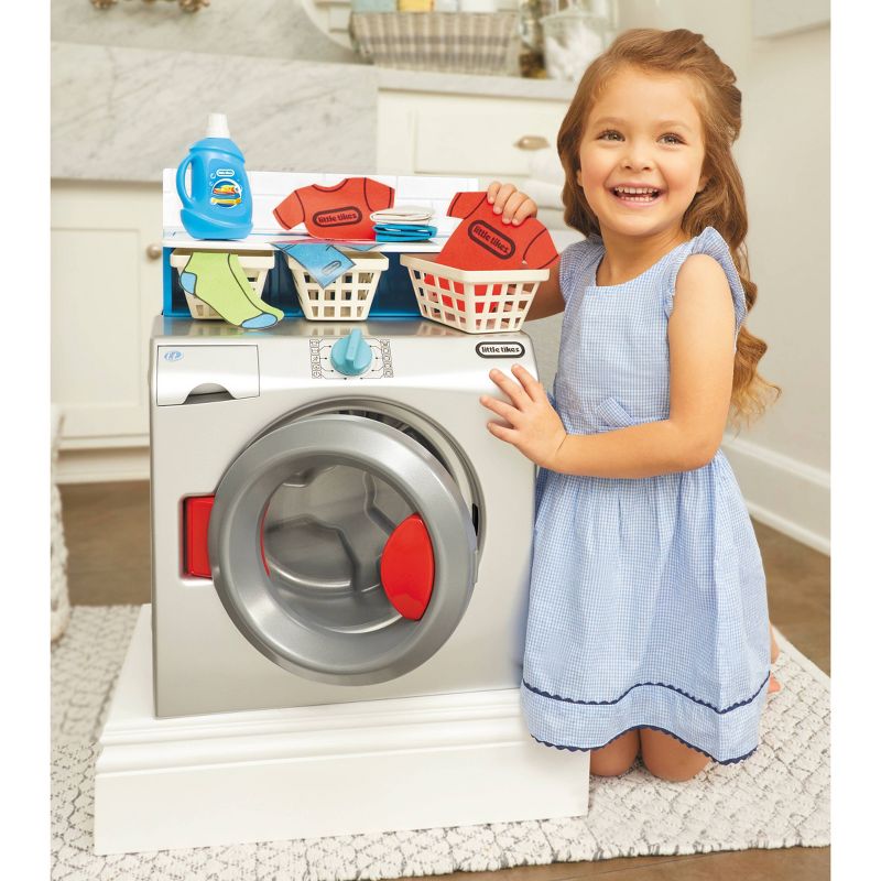 Little Tikes First Real Washer Realistic Pretend Play Appliance, 4 of 12