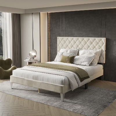 FUFU&GAGA Queen - Size Tufted Upholstered Platform Bed with USB Charging - Modern & Functional Bedroom Centerpiece