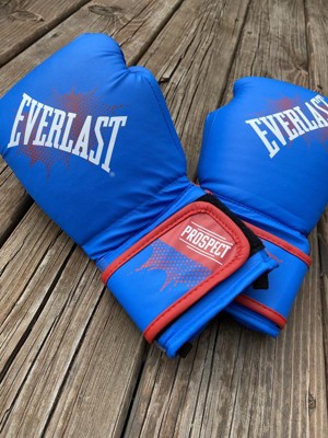 Everlast Prospect - Guantes de entrenamiento para jóvenes, color azul, rojo