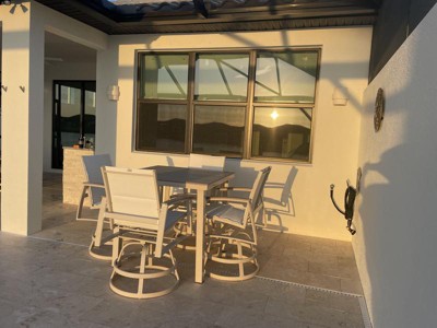 Guest review image 1 of 2, zoom in
