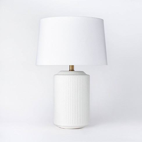 White nightstand hot sale lamps