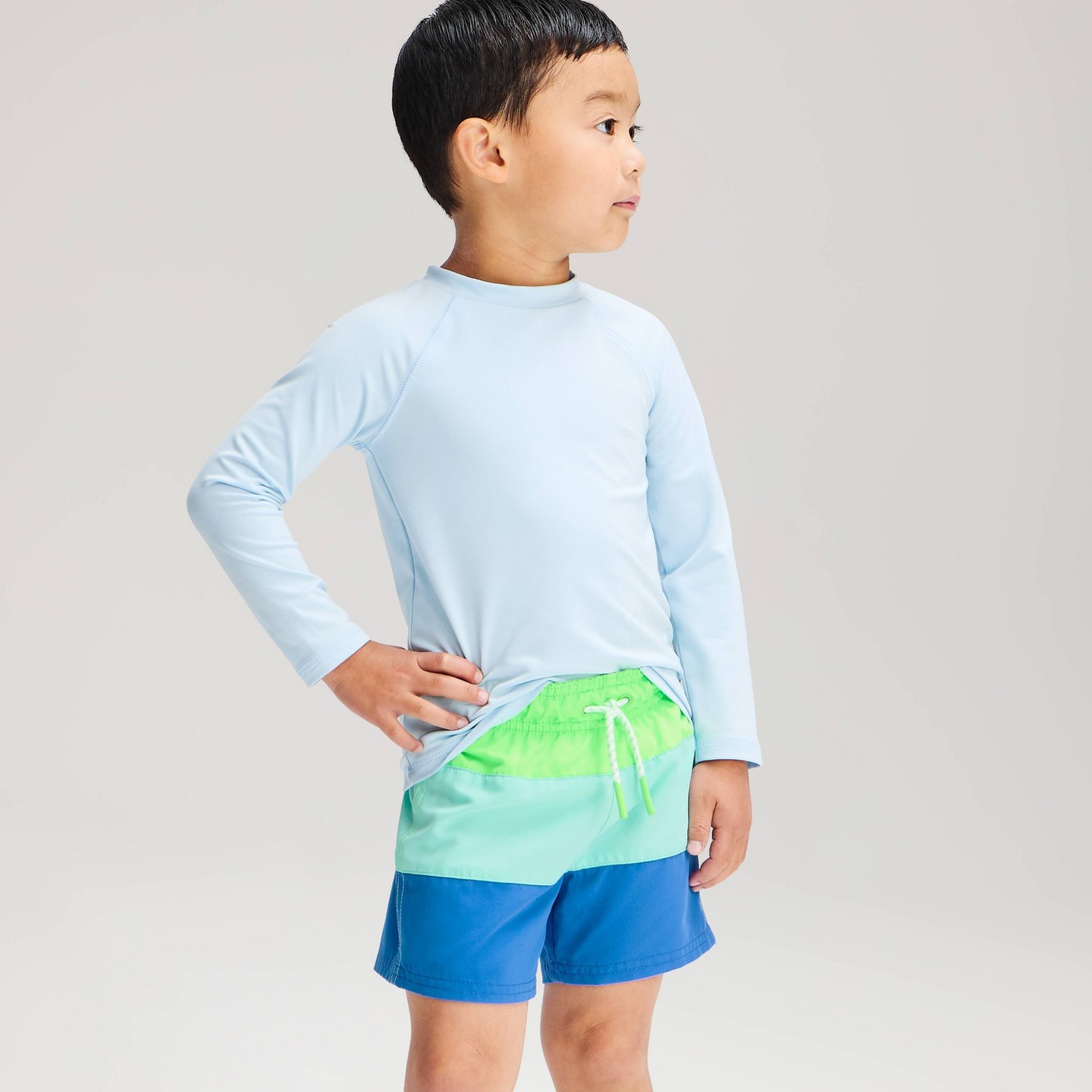 Детские шорты Cat & Jack Toddler Boys' Colorblock Swim Shorts, цвет: Зелёный — фото 1