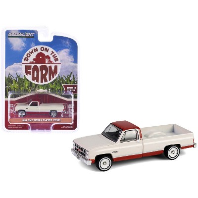 1981 GMC Sierra Classic K2500 Pickup Truck Beige and Dark Carmine Red "Down on the Farm" 1/64 Diecast Model by Greenlight