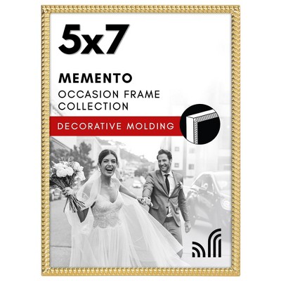 Americanflat 5x7 Picture Frame with Rope-Style Textured Detailing -  Metal Picture Frames with Shatter-Resistant Glass - Gold