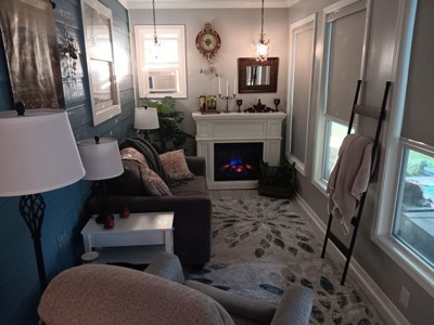 Guest review image 1 of 1, zoom in