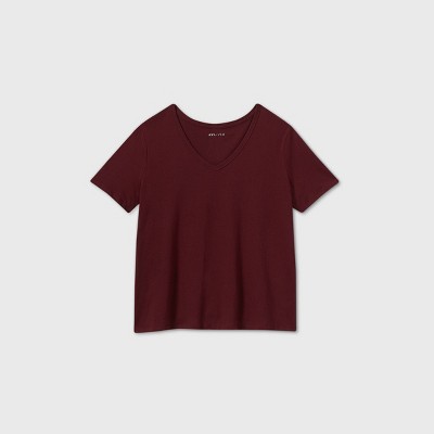 burgundy v neck t shirt