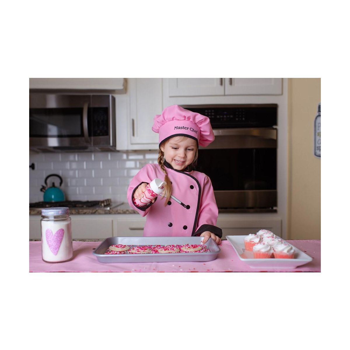 Dress Up America Chef Costume - Girls Master Chef Costume Set - thumbnail 2