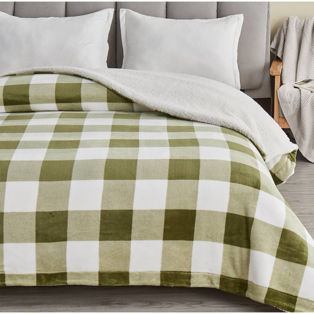 Photos - Duvet 50"x60" Printed Buffalo Check Faux Shearling Throw Blanket Green - Isla Ja