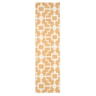 Gold/Ivory Geometric Hooked Runner 2'3"x8' - Safavieh