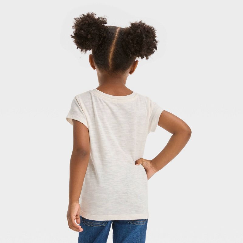 Toddler Girls&#39; Disney Snow White Short Sleeve Graphic T-Shirt - Ivory, 3 of 4