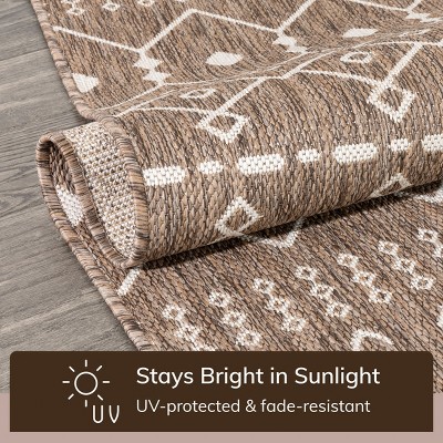 Taupe Synthetic 5' x 7' Easy-Care Rectangular Area Rug