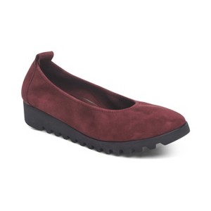 Aetrex Brianna Slip On - 1 of 4