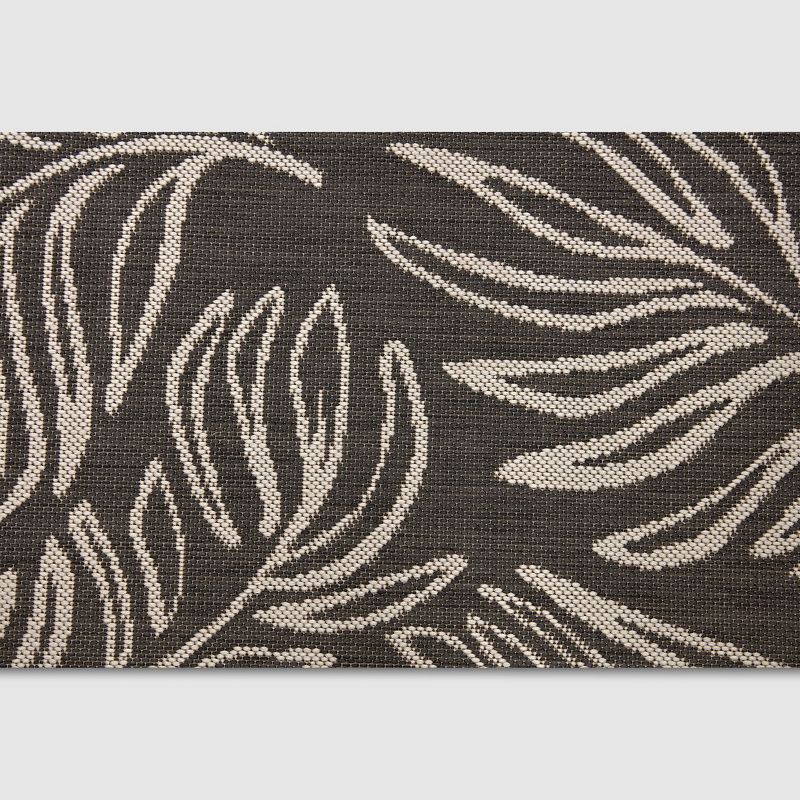 9&#39;2&#34;x12&#39; Leaves Outdoor Rug Black - Threshold&#8482;, 3 of 6