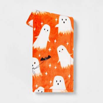 Ghost with Bat Printed Plush Halloween Throw Blanket - Hyde & EEK! Boutique™