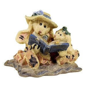 Boyds Bears Resin 3.0 Inch Daphne & Eloise..."Women's Work" Hare Bearstone Animal Figurines - 1 of 3