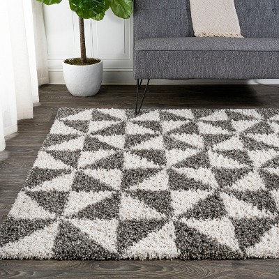 Moroccan-Inspired Geometric Gray Shag Rug 4' x 6'