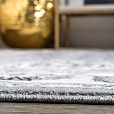 Elegant Gray and Cream Cottage-Inspired Synthetic Area Rug