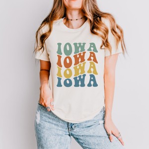 Simply Sage Market Iowa Retro Wavy Short Sleeve Tee - 1 of 4