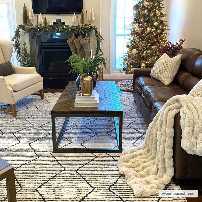 Hauteloom Maonon Area Rug