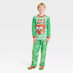 Boys' Elf on the Shelf Pajama Set with Cozy Socks - Green