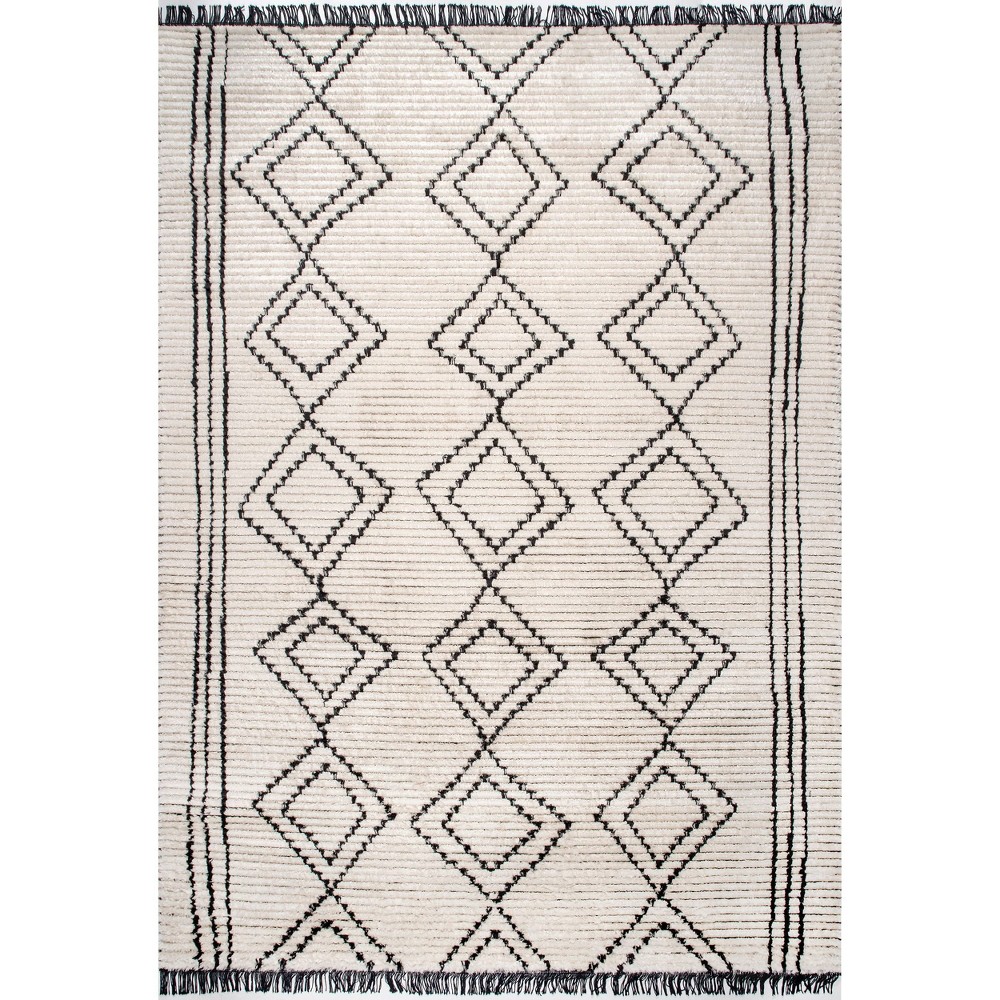 4'x6' Tayah Soft Shag Moroccan Diamond Fringe Area Rug Beige - nuLOOM