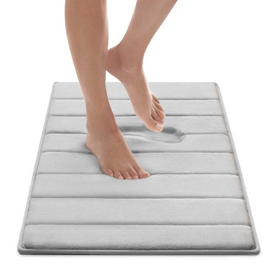 Light Gray Memory Foam Bath Mat with Skid-Resistant Base