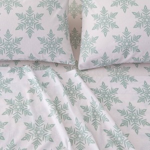 100% Turkish Cotton Classic Printed Flannel Sheet Set - Isla Jade - 1 of 4