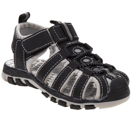 Boys best sale closed sandals