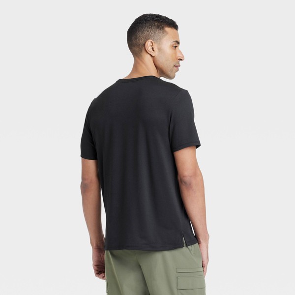 Camiseta de rendimiento de manga corta para hombre - All In Motion™ 2