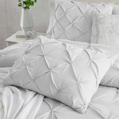 White Microfiber Pintuck Queen Duvet Cover Set