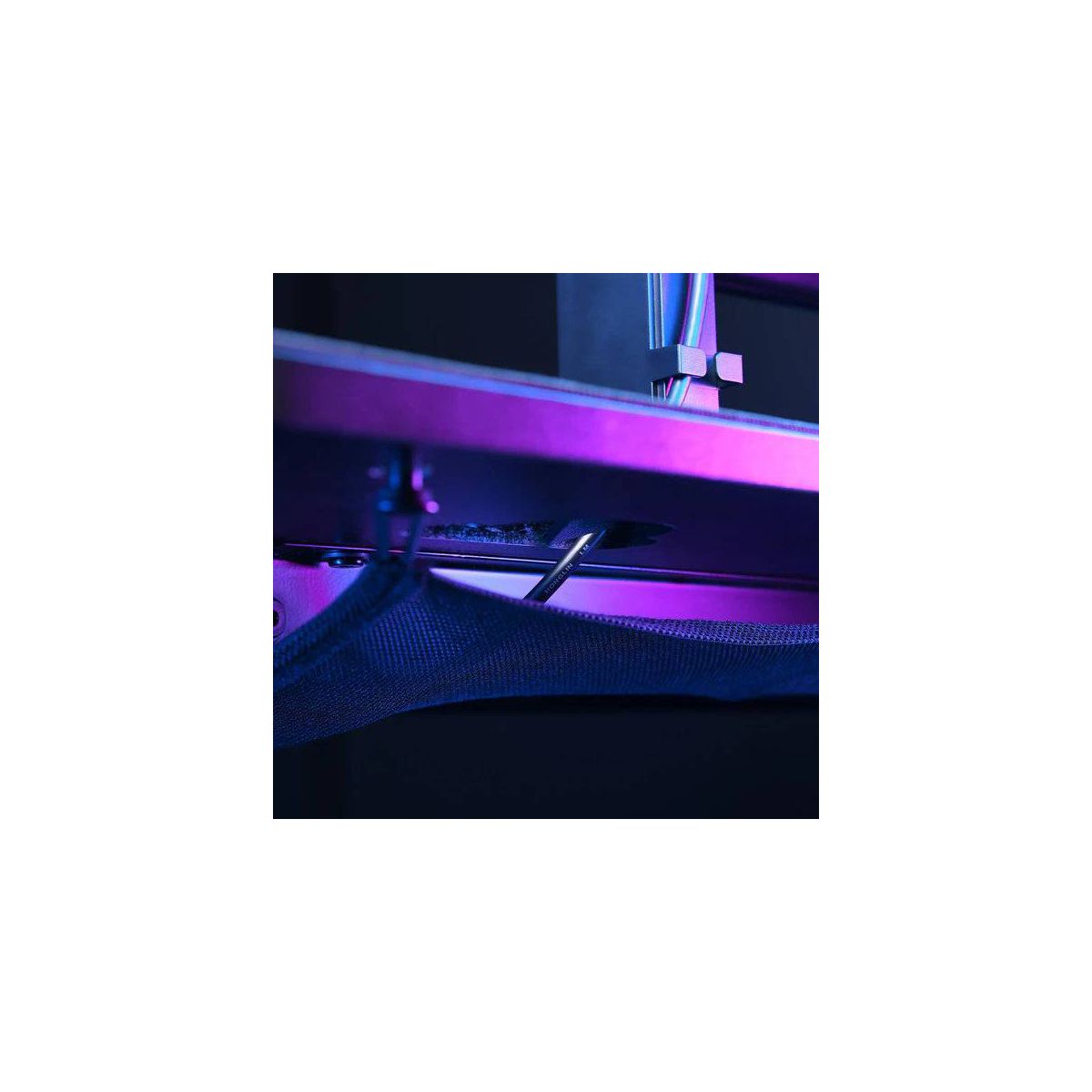 Arozzi Arena Compact Curved Gaming Desk - thumbnail 8