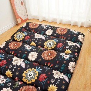 Double-sized Japanese-style mattress, floor-standing, floral pattern, modern style, foldable and portable. - 1 of 4