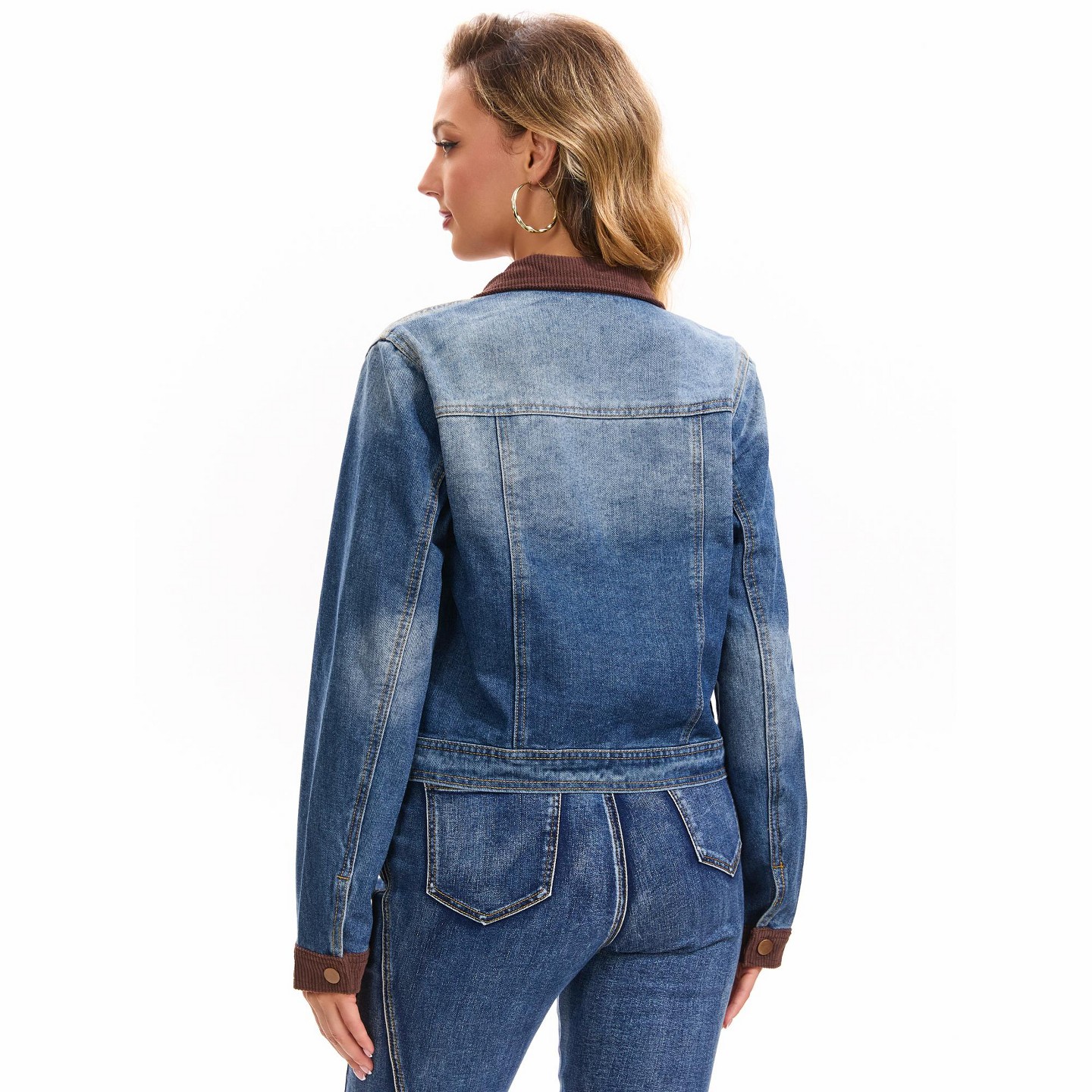 Женские куртки INSPIRE CHIC Jean Trendy Button Down Corduroy Collar Barn Jackets Denim Shacket Small Deep Blue, цвет: Джинсовый — фото 4